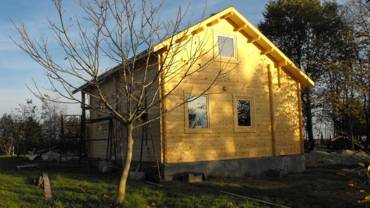 Casa din lemn H5