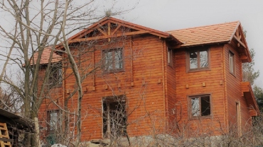 Casa din lemn L8