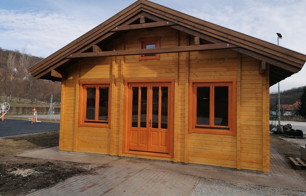Casa din lemn L10